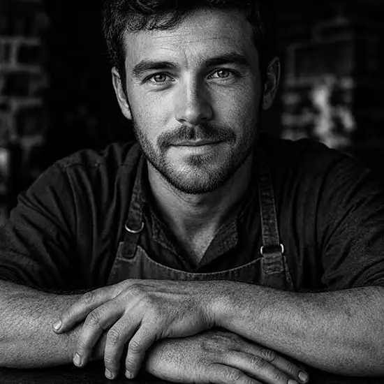 Michel Ducas, partenaire boucher du restaurant La Dernière Lame à Sauzon.